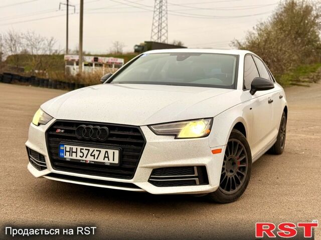 Білий Ауді А4, об'ємом двигуна 2 л та пробігом 10200 тис. км за 20500 $, фото 1 на Automoto.ua