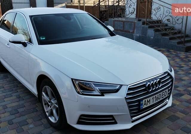 Белый Ауди А4, объемом двигателя 2 л и пробегом 168 тыс. км за 22000 $, фото 1 на Automoto.ua