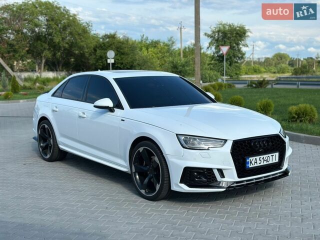 Білий Ауді А4, об'ємом двигуна 1.98 л та пробігом 147 тис. км за 17500 $, фото 1 на Automoto.ua