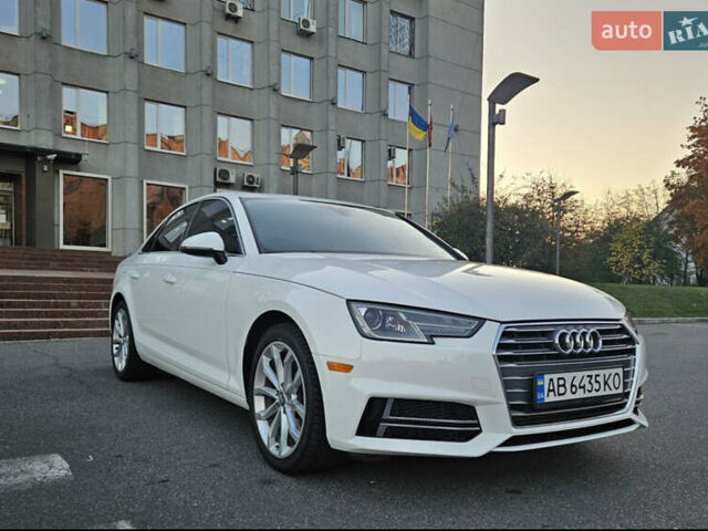 Белый Ауди А4, объемом двигателя 1.98 л и пробегом 119 тыс. км за 20000 $, фото 1 на Automoto.ua