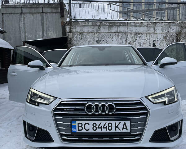Белый Ауди А4, объемом двигателя 1.98 л и пробегом 147 тыс. км за 21500 $, фото 1 на Automoto.ua