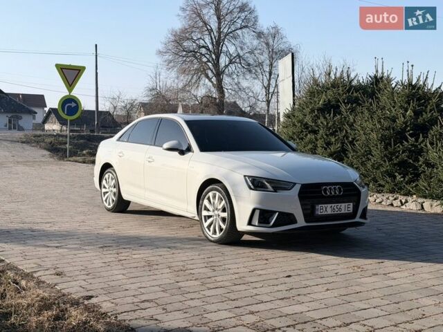 Білий Ауді А4, об'ємом двигуна 1.98 л та пробігом 160 тис. км за 17800 $, фото 1 на Automoto.ua