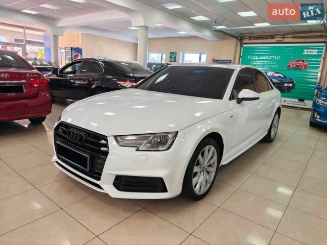 Белый Ауди А4, объемом двигателя 2 л и пробегом 186 тыс. км за 15900 $, фото 1 на Automoto.ua