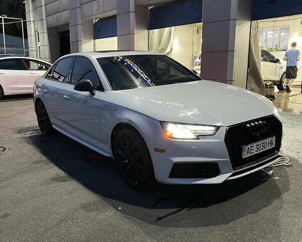 Ауді А4 2018 у Дніпро (Дніпропетровську) на Automoto.ua Білий Ауді А4, об'ємом двигуна 1.98 л та пробігом 115 тис. км за 26200 $, фото 1 на Automoto.ua