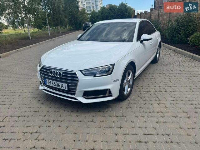 Белый Ауди А4, объемом двигателя 2 л и пробегом 96 тыс. км за 18500 $, фото 1 на Automoto.ua