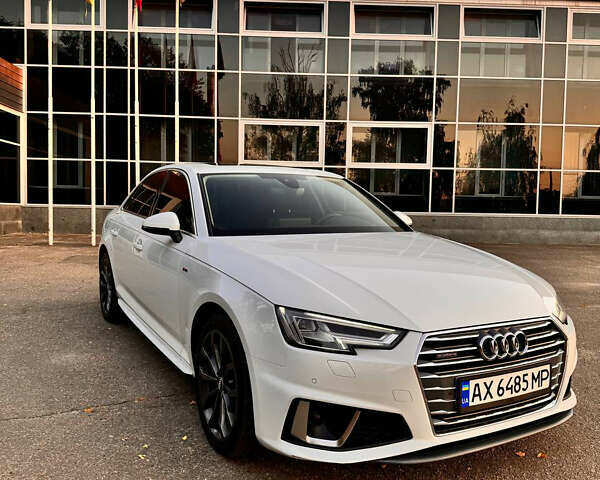 Білий Ауді А4, об'ємом двигуна 1.98 л та пробігом 92 тис. км за 21800 $, фото 1 на Automoto.ua