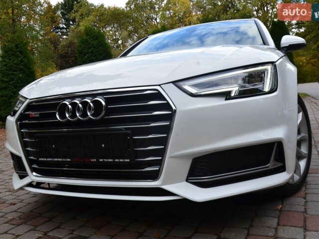 Білий Ауді А4, об'ємом двигуна 2 л та пробігом 50 тис. км за 18150 $, фото 1 на Automoto.ua