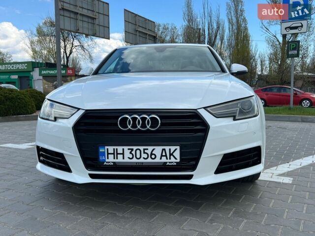 Белый Ауди А4, объемом двигателя 1.98 л и пробегом 114 тыс. км за 17999 $, фото 1 на Automoto.ua