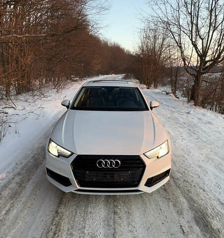 Белый Ауди А4, объемом двигателя 2 л и пробегом 46 тыс. км за 21700 $, фото 1 на Automoto.ua