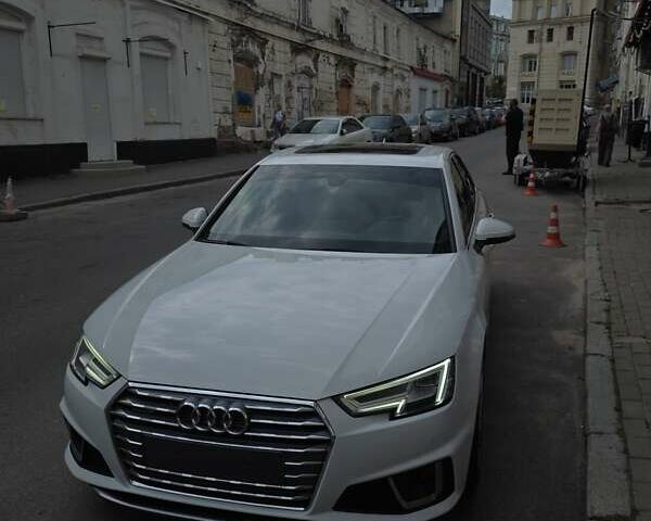 Белый Ауди А4, объемом двигателя 1.98 л и пробегом 40 тыс. км за 24500 $, фото 1 на Automoto.ua
