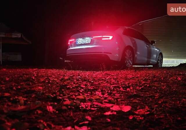 Белый Ауди А4, объемом двигателя 1.98 л и пробегом 76 тыс. км за 18600 $, фото 1 на Automoto.ua