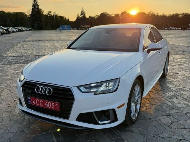Белый Ауди А4, объемом двигателя 1.98 л и пробегом 167 тыс. км за 17300 $, фото 1 на Automoto.ua