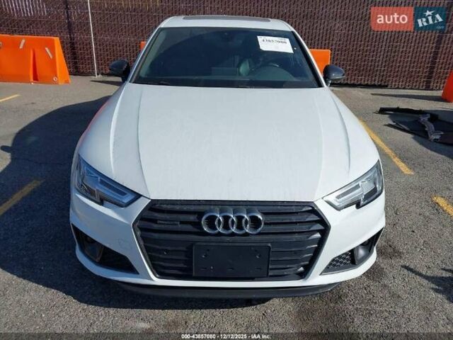 Белый Ауди А4, объемом двигателя 2 л и пробегом 141 тыс. км за 4700 $, фото 1 на Automoto.ua