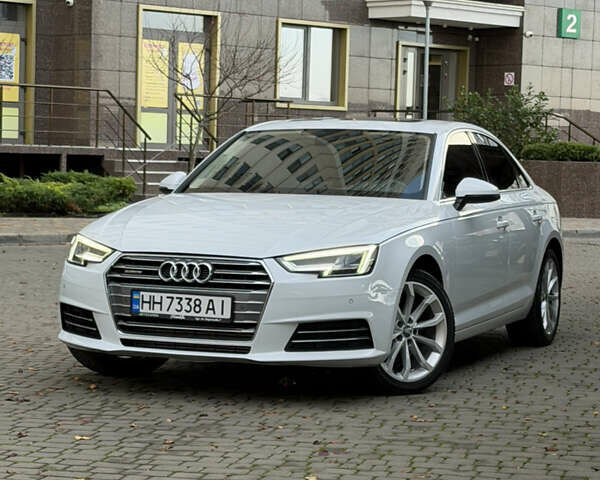 Білий Ауді А4, об'ємом двигуна 2 л та пробігом 102 тис. км за 21800 $, фото 1 на Automoto.ua