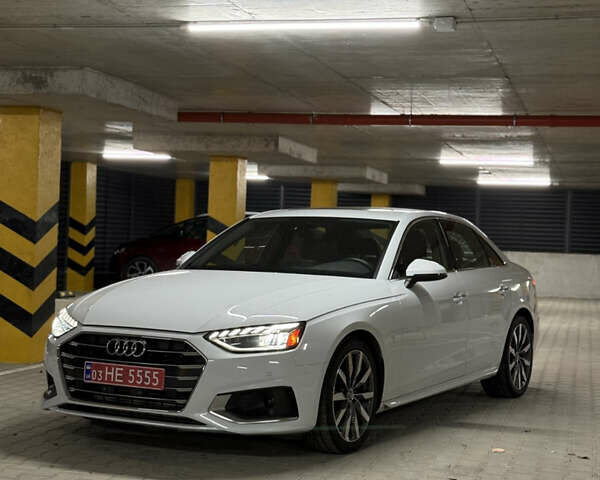 Белый Ауди А4, объемом двигателя 1.98 л и пробегом 41 тыс. км за 28990 $, фото 1 на Automoto.ua