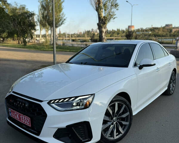 Белый Ауди А4, объемом двигателя 1.97 л и пробегом 110 тыс. км за 26200 $, фото 1 на Automoto.ua