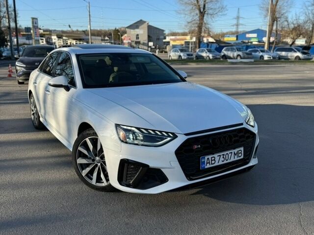 Белый Ауди А4, объемом двигателя 1.98 л и пробегом 115 тыс. км за 26350 $, фото 1 на Automoto.ua
