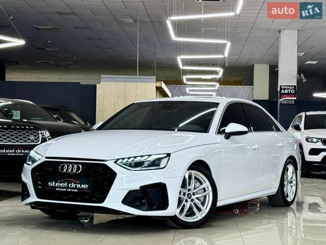 Белый Ауди А4, объемом двигателя 1.98 л и пробегом 45 тыс. км за 27999 $, фото 1 на Automoto.ua