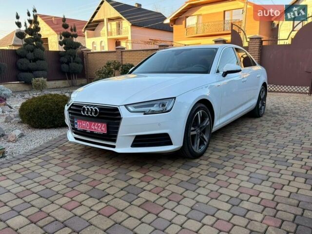 Белый Ауди А4, объемом двигателя 2 л и пробегом 96 тыс. км за 22500 $, фото 1 на Automoto.ua