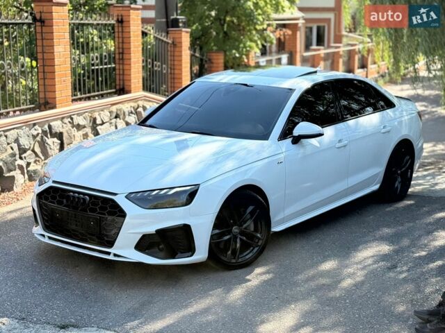 Белый Ауди А4, объемом двигателя 1.98 л и пробегом 120 тыс. км за 25300 $, фото 1 на Automoto.ua