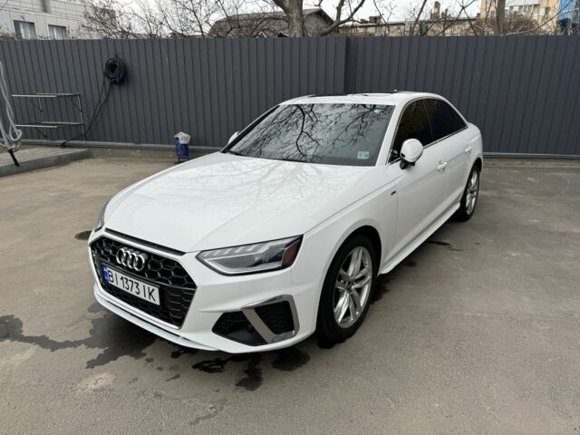 Белый Ауди А4, объемом двигателя 2 л и пробегом 176 тыс. км за 23000 $, фото 1 на Automoto.ua