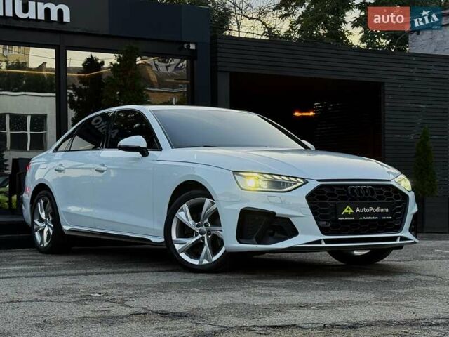 Білий Ауді А4, об'ємом двигуна 1.98 л та пробігом 76 тис. км за 30999 $, фото 1 на Automoto.ua