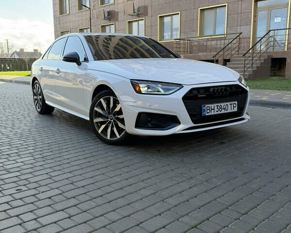 Белый Ауди А4, объемом двигателя 1.98 л и пробегом 62 тыс. км за 25900 $, фото 1 на Automoto.ua