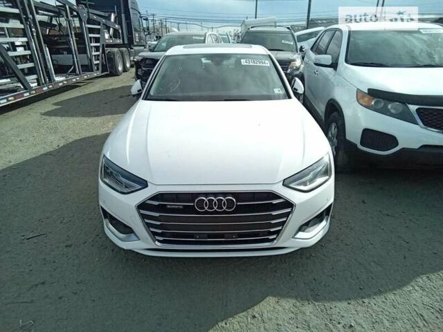 Белый Ауди А4, объемом двигателя 2 л и пробегом 50 тыс. км за 23000 $, фото 1 на Automoto.ua