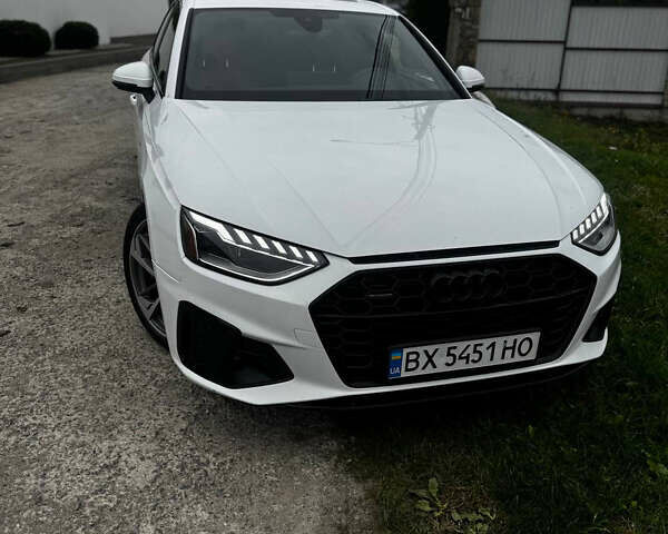 Белый Ауди А4, объемом двигателя 1.98 л и пробегом 67 тыс. км за 33000 $, фото 1 на Automoto.ua