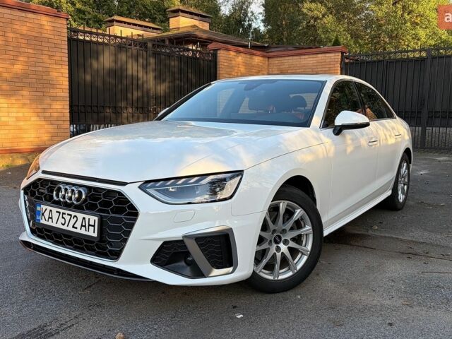 Білий Ауді А4, об'ємом двигуна 1.98 л та пробігом 41 тис. км за 24999 $, фото 1 на Automoto.ua