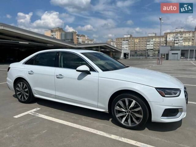 Белый Ауди А4, объемом двигателя 1.97 л и пробегом 51 тыс. км за 24000 $, фото 1 на Automoto.ua