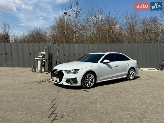 Белый Ауди А4, объемом двигателя 2 л и пробегом 69 тыс. км за 25500 $, фото 1 на Automoto.ua