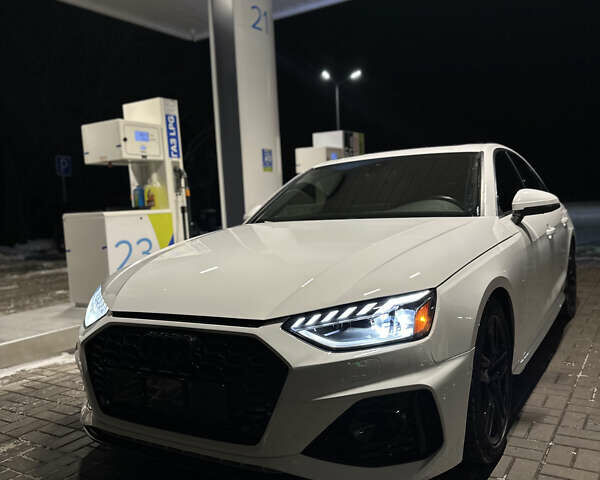 Белый Ауди А4, объемом двигателя 1.98 л и пробегом 98 тыс. км за 36000 $, фото 1 на Automoto.ua