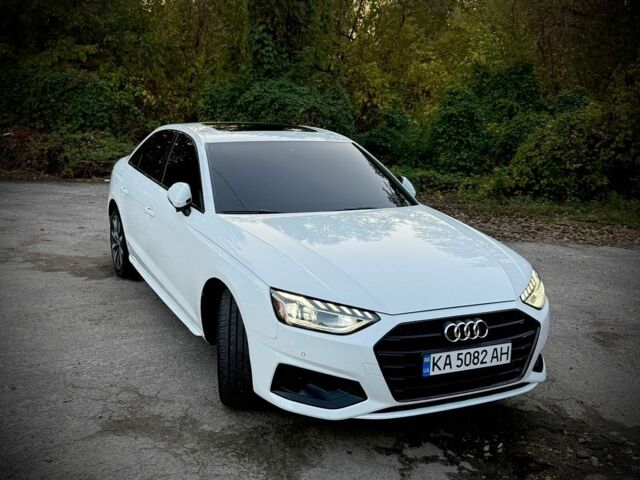 Білий Ауді А4, об'ємом двигуна 2 л та пробігом 113 тис. км за 25999 $, фото 1 на Automoto.ua