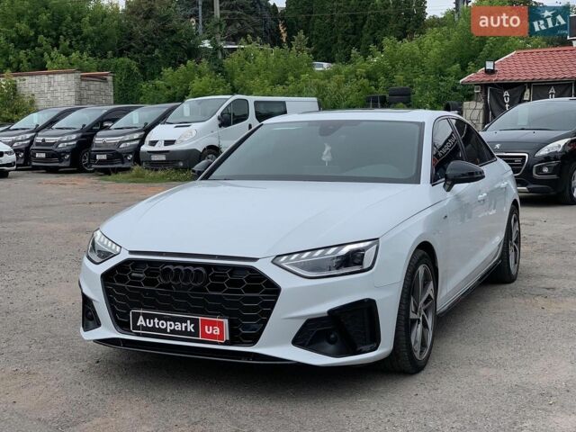 Белый Ауди А4, объемом двигателя 2 л и пробегом 35 тыс. км за 28840 $, фото 1 на Automoto.ua