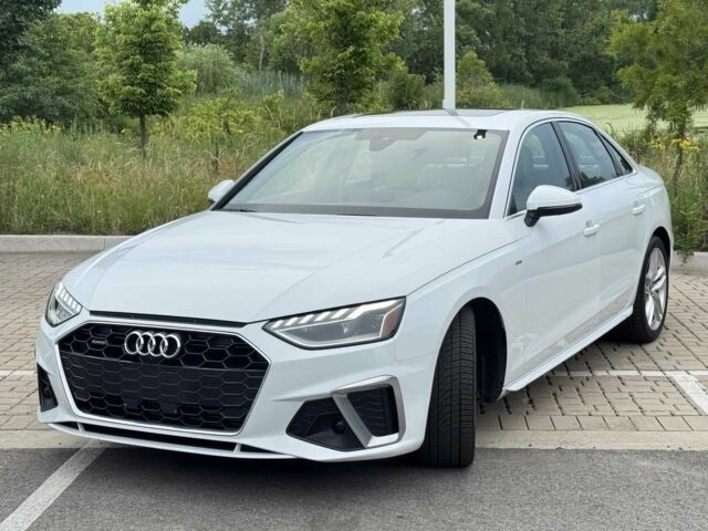 Белый Ауди А4, объемом двигателя 2 л и пробегом 29 тыс. км за 15000 $, фото 1 на Automoto.ua
