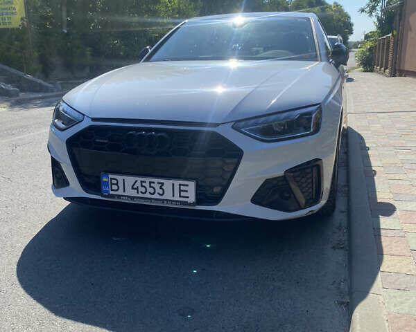 Білий Ауді А4, об'ємом двигуна 2 л та пробігом 13 тис. км за 42000 $, фото 1 на Automoto.ua