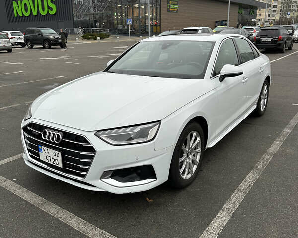 Белый Ауди А4, объемом двигателя 1.98 л и пробегом 15 тыс. км за 33400 $, фото 1 на Automoto.ua
