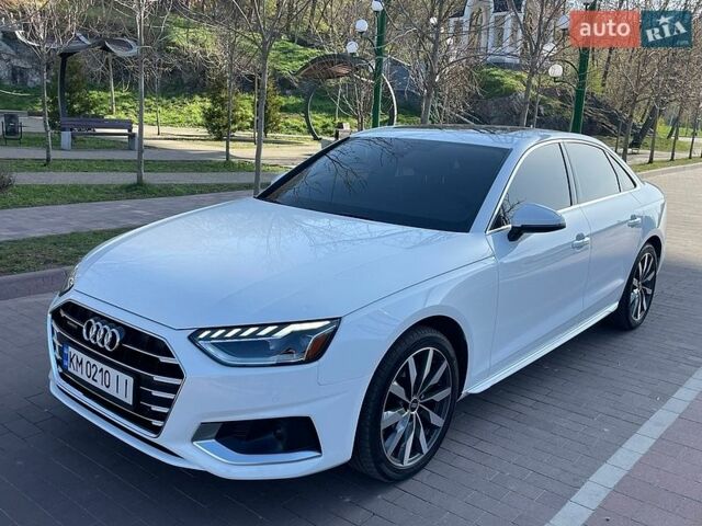 Белый Ауди А4, объемом двигателя 2 л и пробегом 25 тыс. км за 25850 $, фото 1 на Automoto.ua