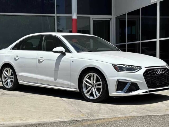 Белый Ауди А4, объемом двигателя 2 л и пробегом 22 тыс. км за 15000 $, фото 1 на Automoto.ua