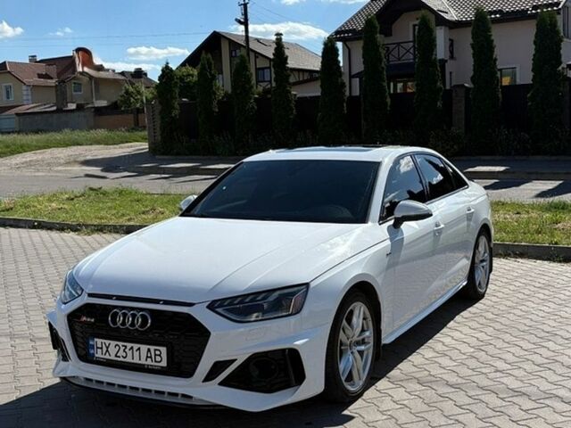 Белый Ауди А4, объемом двигателя 1.98 л и пробегом 93 тыс. км за 25500 $, фото 1 на Automoto.ua
