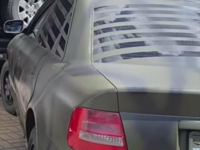 Білий Ауді А4, об'ємом двигуна 1.6 л та пробігом 270 тис. км за 3008 $, фото 1 на Automoto.ua