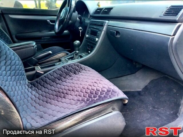 Белый Ауди А4, объемом двигателя 1.6 л и пробегом 200 тыс. км за 6500 $, фото 1 на Automoto.ua