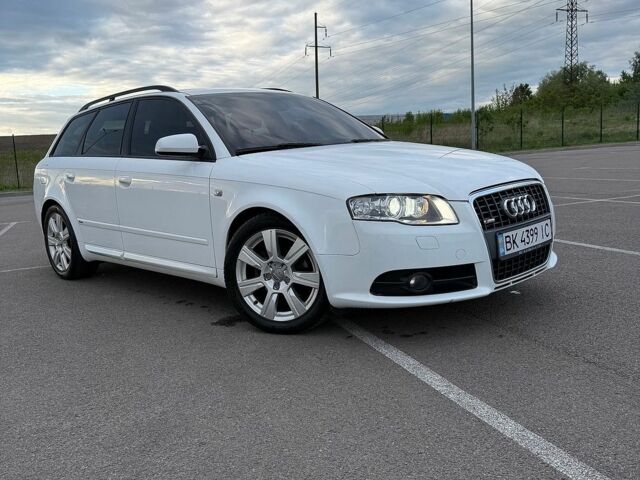 Белый Ауди А4, объемом двигателя 2 л и пробегом 323 тыс. км за 7500 $, фото 1 на Automoto.ua