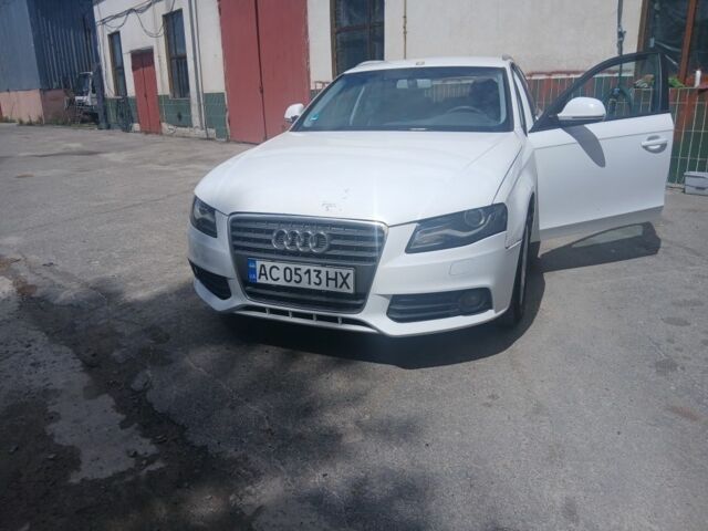 Білий Ауді А4, об'ємом двигуна 2 л та пробігом 356 тис. км за 5700 $, фото 1 на Automoto.ua