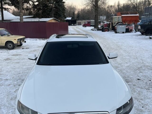 Білий Ауді А4, об'ємом двигуна 2 л та пробігом 270 тис. км за 8000 $, фото 1 на Automoto.ua