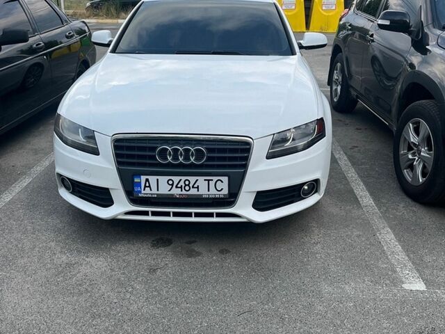 Білий Ауді А4, об'ємом двигуна 2 л та пробігом 173 тис. км за 8800 $, фото 1 на Automoto.ua