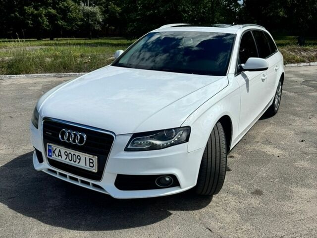 Білий Ауді А4, об'ємом двигуна 2 л та пробігом 195 тис. км за 9300 $, фото 1 на Automoto.ua