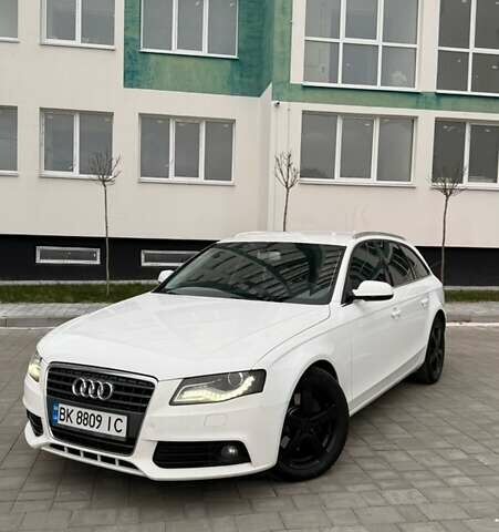 Белый Ауди А4, объемом двигателя 2.7 л и пробегом 294 тыс. км за 8950 $, фото 1 на Automoto.ua