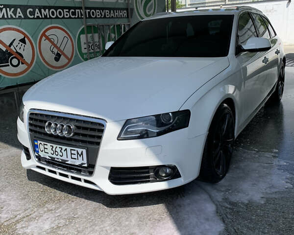 Ауді А4 2011 у Чернівцях на Automoto.ua Білий Ауді А4, об'ємом двигуна 2.01 л та пробігом 399 тис. км за 11000 $, фото 1 на Automoto.ua